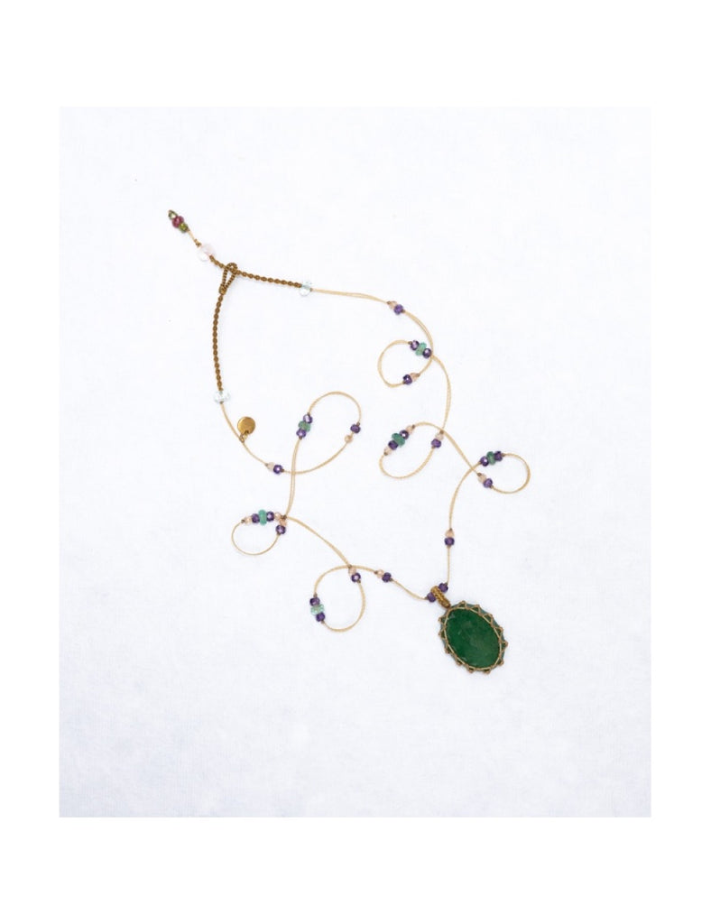 Short Tibetan onyx green pendant