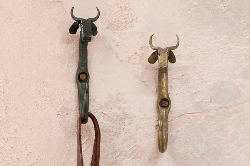 Mawi cow hook