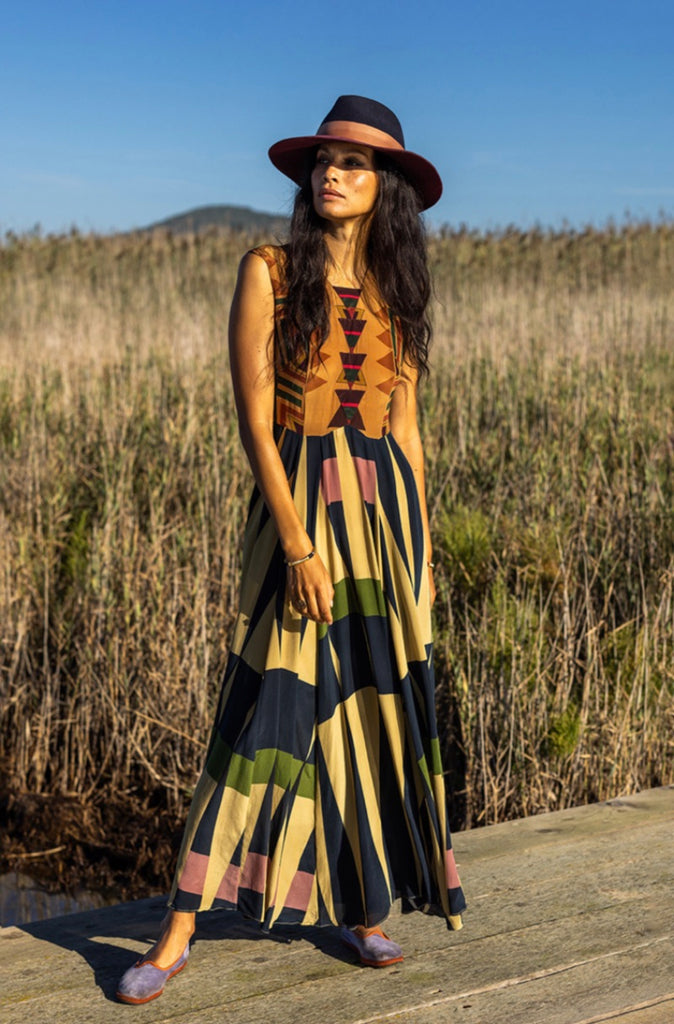 atlas silk dress Atlas Maxi Dress Silk Fawn Tie Dye | Cream Tie Dye Silk Deep V Open Back Maxi Dress | FARA Boutique